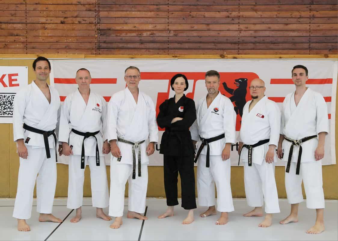 06/2024 Trainier-Team beim JKD Sommerlager in Berlin