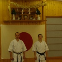 im JKA-Honbu-Dojo mit Peggy F.